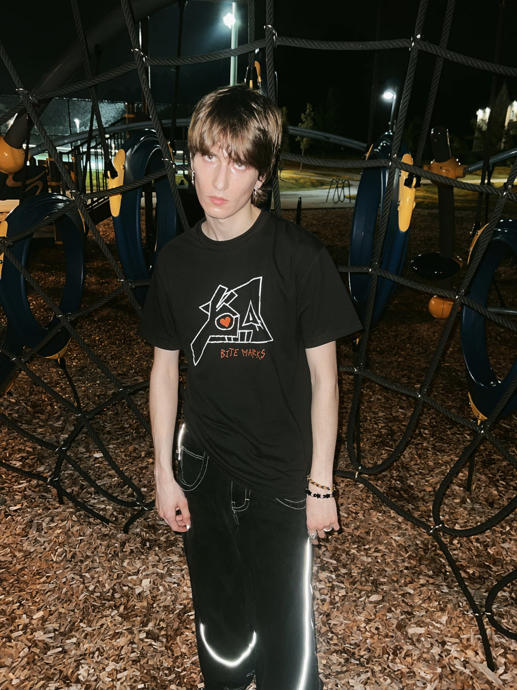 [LIMITED] "BITE MARKS" HEAVYWEIGHT GRAPHIC TEE